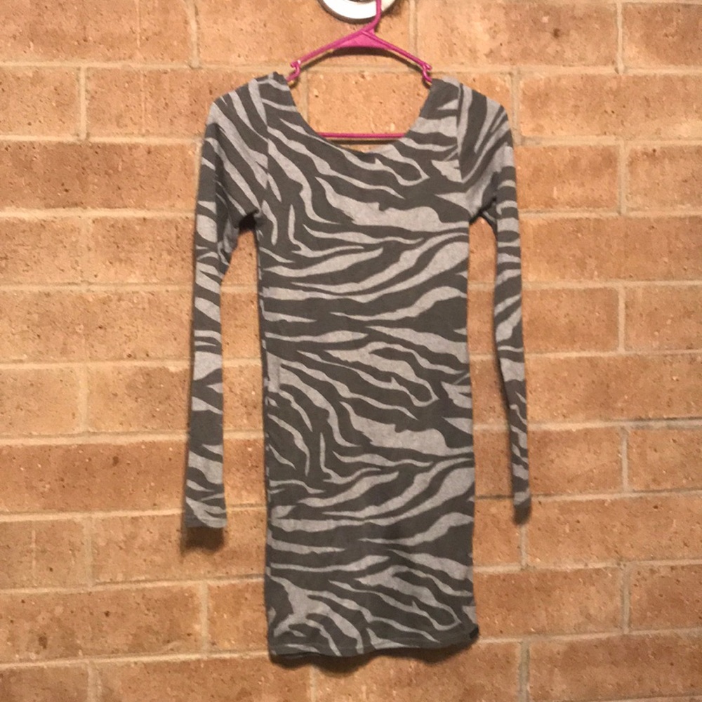 Vans Dress ✨ - Picture 2 of 6